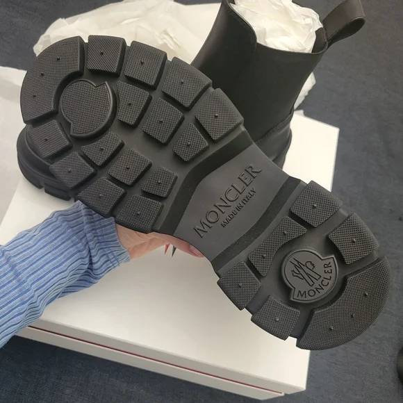 Moncler Moncler Moncler - Picture 9 of 13